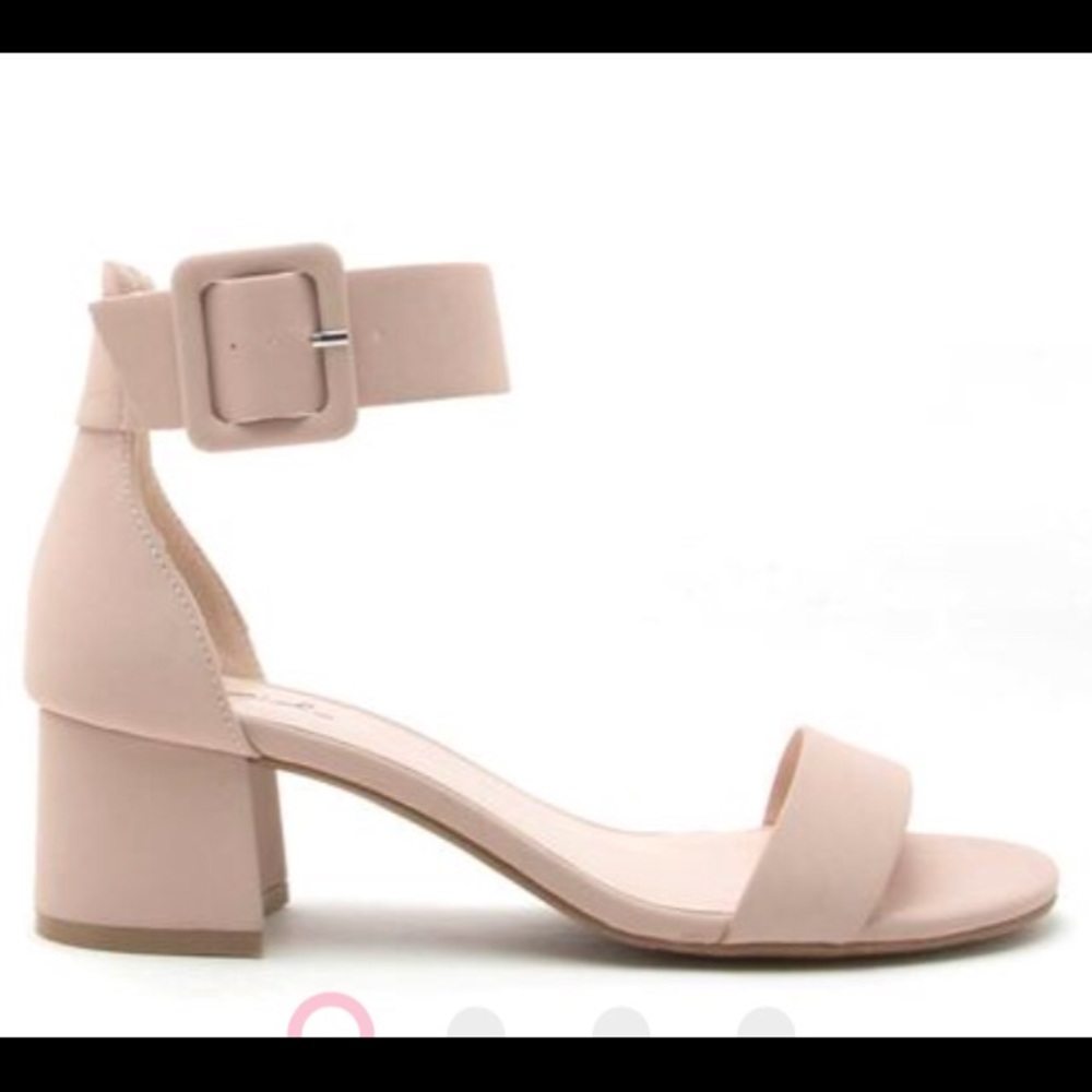 🎊🎊HOST PICK🎊🎊SMALL HEEL OPEN TOE SIZE 6 LEFT!! - Picture 4 of 7